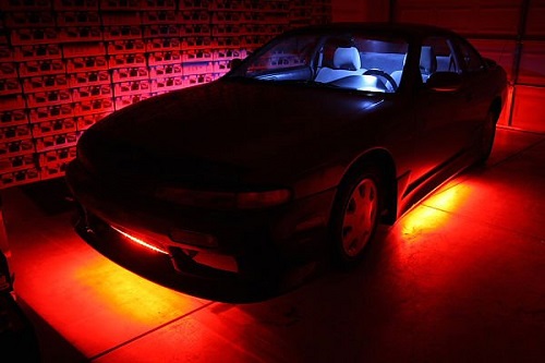 красные мощные лампы для подсветки авто