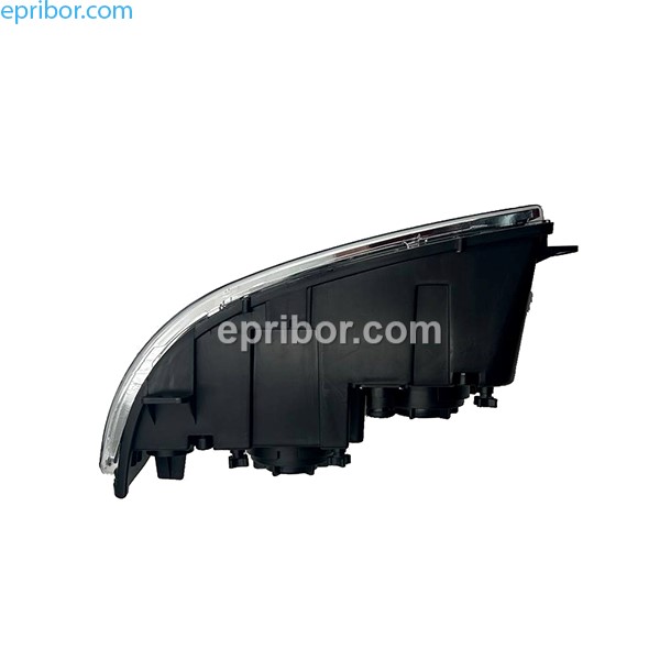 112.10.30.3711 LED ДХО правая 24В+++